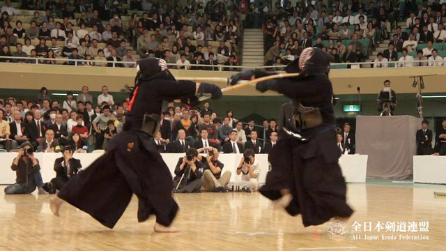 Takanabe Susumu scoring tsuki in the 59th All Japan Kendo Championship final