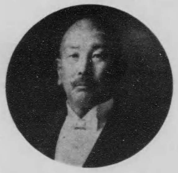 Portrait photograph of Takano Sasaburō